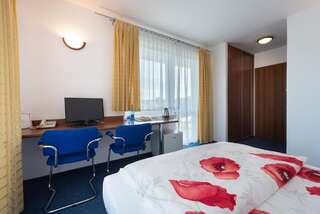 Отели типа «постель и завтрак» La Residence Kasandra Ястшембя-Гура Двухместный номер Делюкс с 1 кроватью и балконом-1